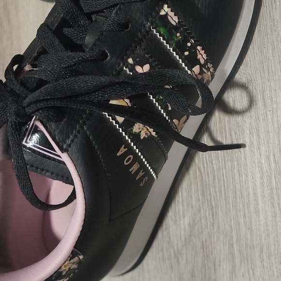 Adidas Black Samoa Floral Sneakers - Picture 3 of 10